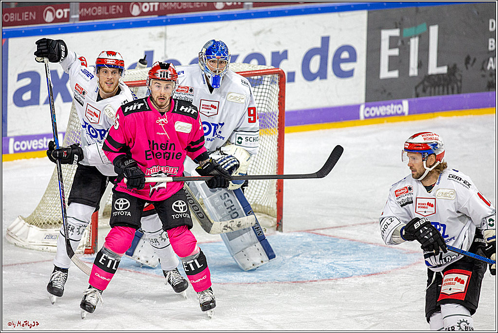 DEL; Koelner Haie - Schwenninger Wild Wings, 07.10.2018